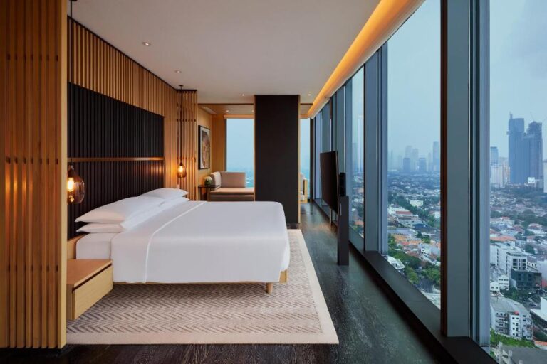 Macka Palas: Historic Landmark and Luxury at Park Hyatt Istanbul